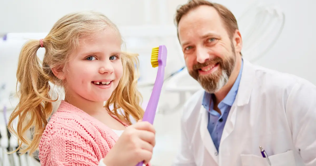 Savez-vous à quoi vous devez faire attention lors du choix d’un dentiste pédiatrique?