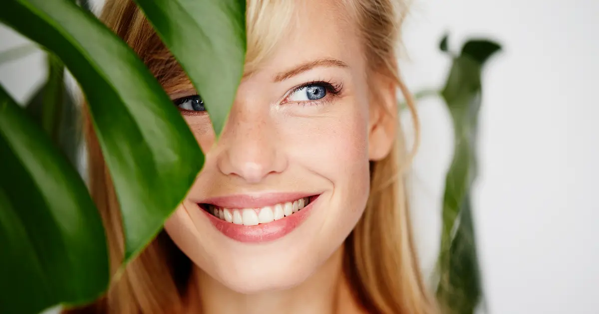 hollywood smile
