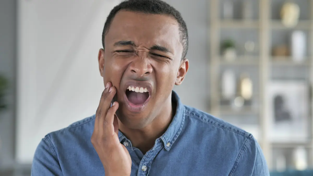Yirmilik diş ağrısını tetikleyen nedir?