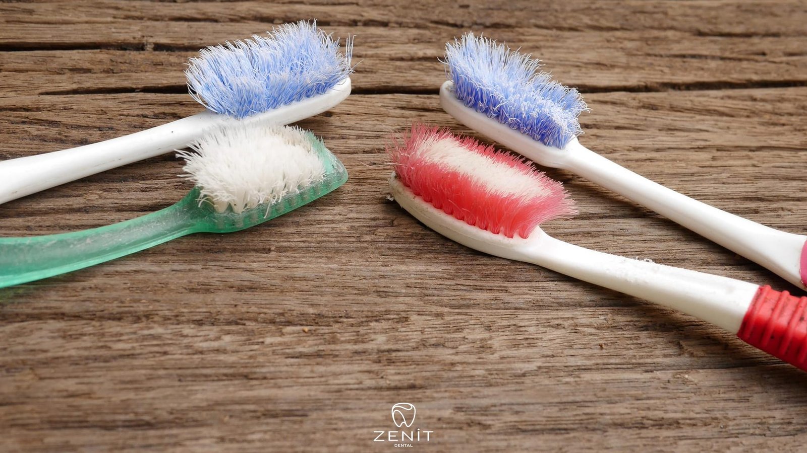 Wie oft sollte ich meine Zahnbürste wechseln?